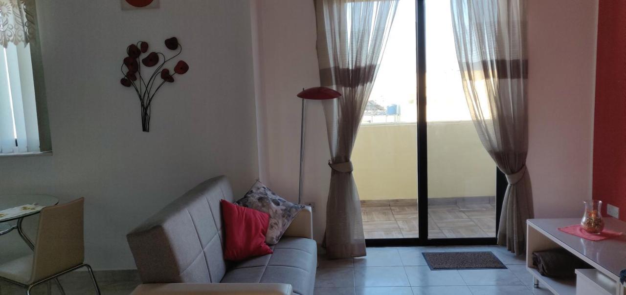 Panoramic Penthouse In Marsascala Which Enjoys Sea And Country Views Daire Marsaskala Dış mekan fotoğraf