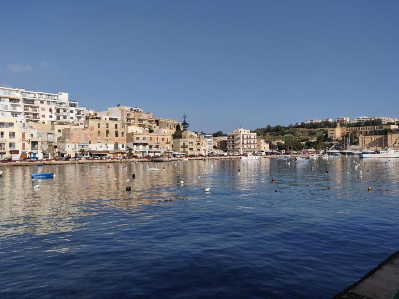 Panoramic Penthouse In Marsascala Which Enjoys Sea And Country Views Daire Marsaskala Dış mekan fotoğraf