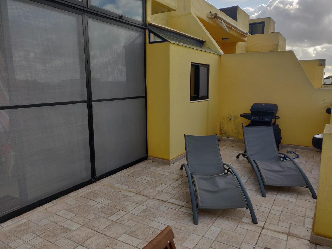 Panoramic Penthouse In Marsascala Which Enjoys Sea And Country Views Daire Marsaskala Dış mekan fotoğraf