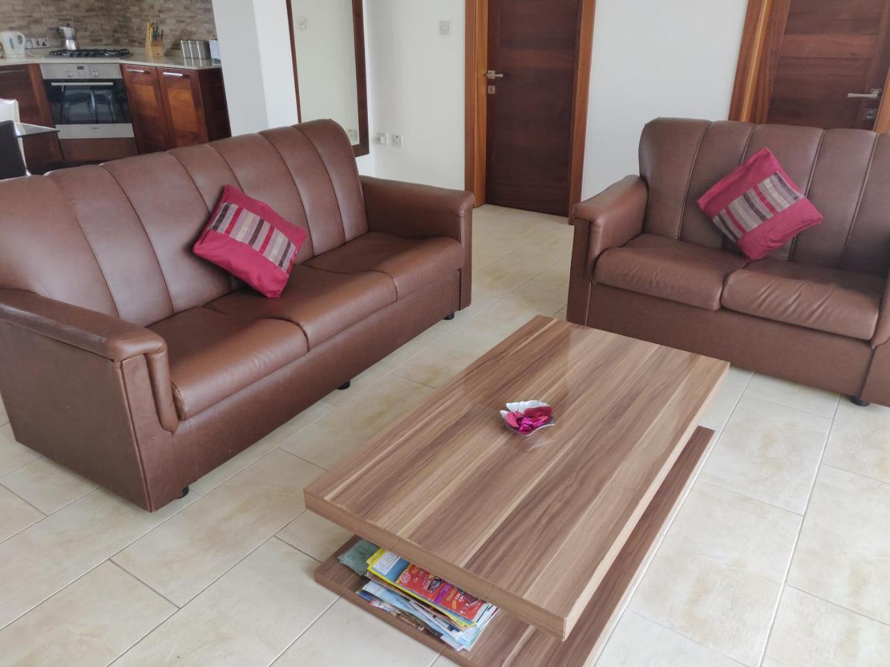 Panoramic Penthouse In Marsascala Which Enjoys Sea And Country Views Daire Marsaskala Dış mekan fotoğraf