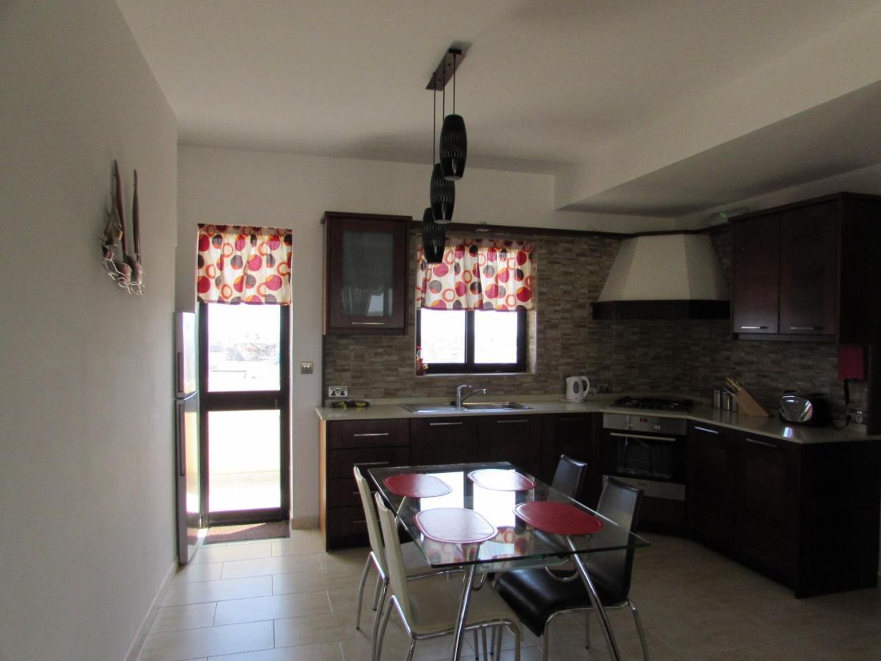 Panoramic Penthouse In Marsascala Which Enjoys Sea And Country Views Daire Marsaskala Dış mekan fotoğraf