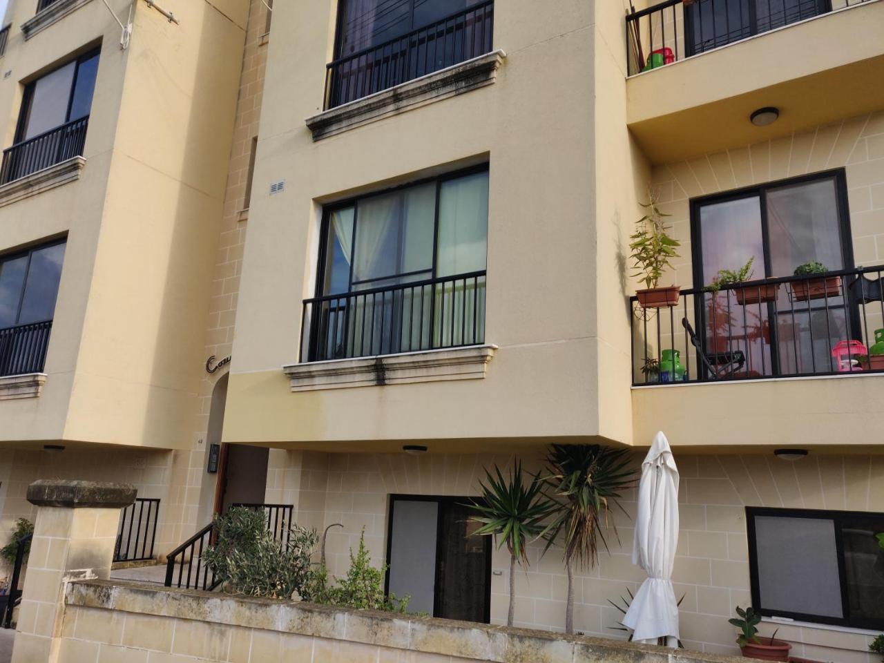 Panoramic Penthouse In Marsascala Which Enjoys Sea And Country Views Daire Marsaskala Dış mekan fotoğraf