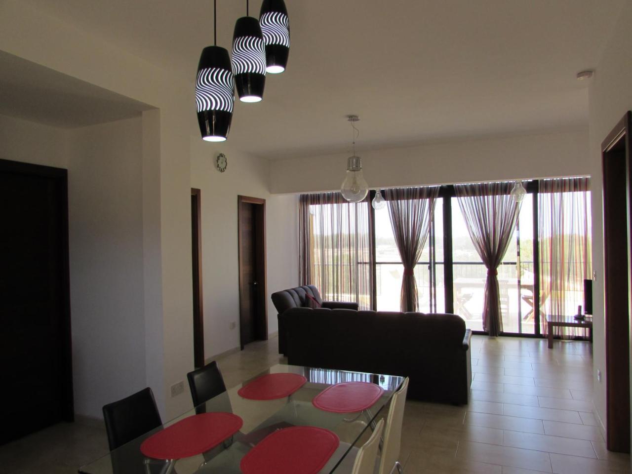 Panoramic Penthouse In Marsascala Which Enjoys Sea And Country Views Daire Marsaskala Dış mekan fotoğraf