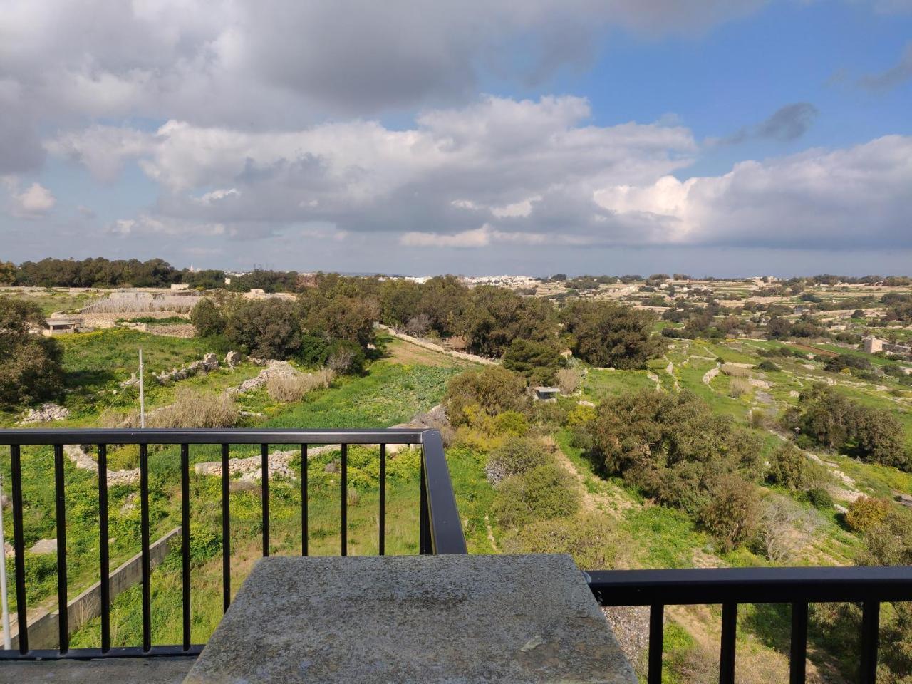 Panoramic Penthouse In Marsascala Which Enjoys Sea And Country Views Daire Marsaskala Dış mekan fotoğraf